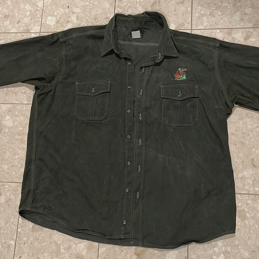 Vintage Deerskin embroidered button up in great condition size XXL